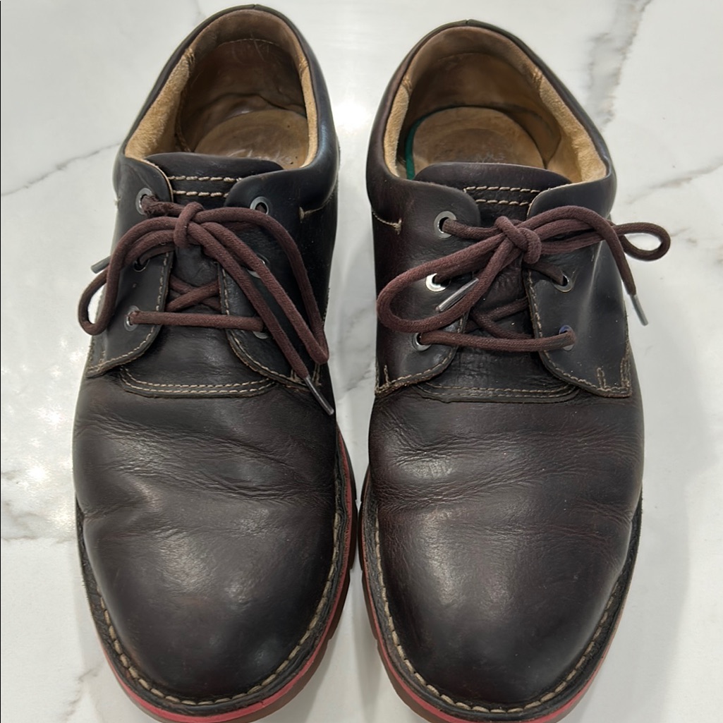 Clarks 1825 Brown Genuine Leather Casual Oxfords. Menâs Shoes Size 12